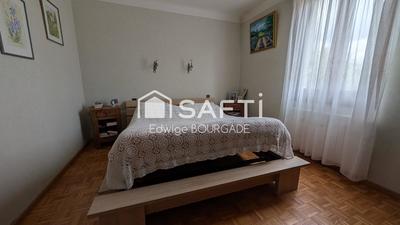 Maison - 215 m² - 7 pièces