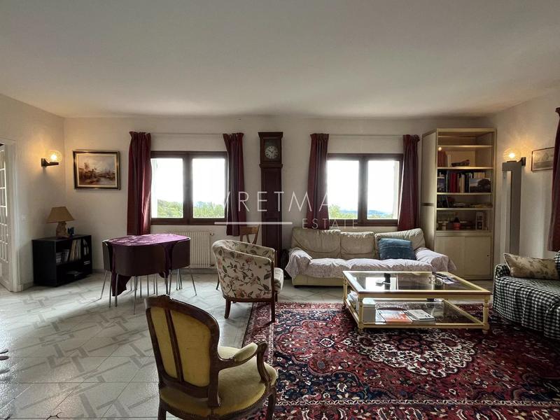 Villa - 260 m² - 7 pièces