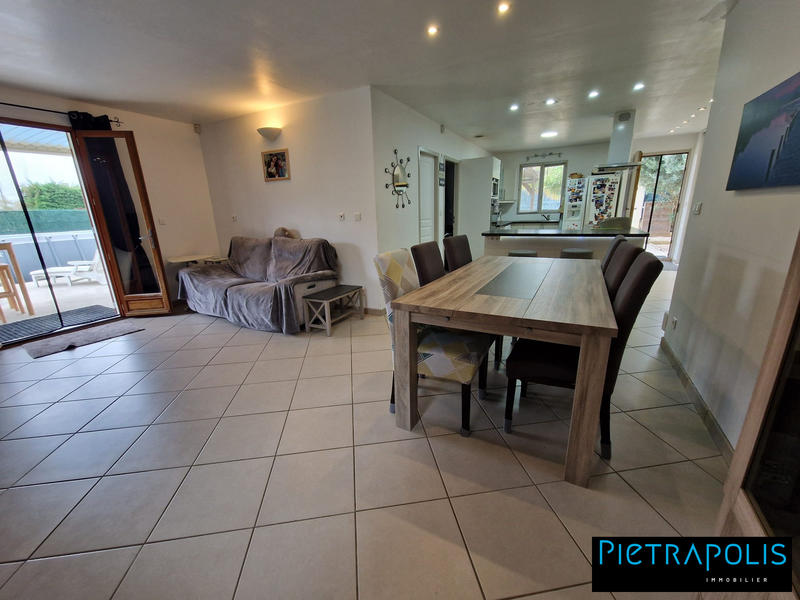 Maison - 105 m² - 5 pièces