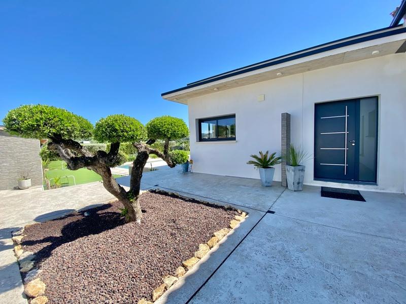 Maison - 175 m² - 7 pièces