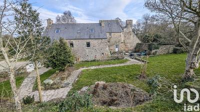 Maison - 180 m² - 5 pièces