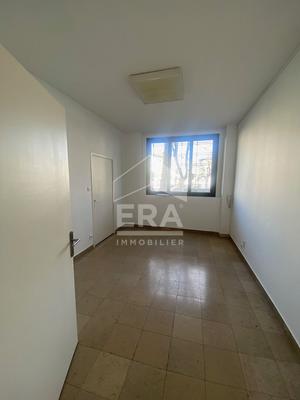 Local commercial - 114 m²