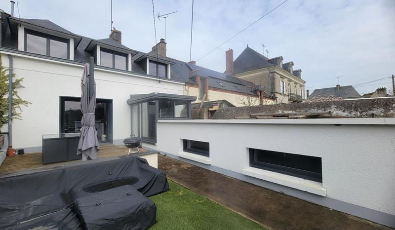 Maison - 96 m² - 4 pièces