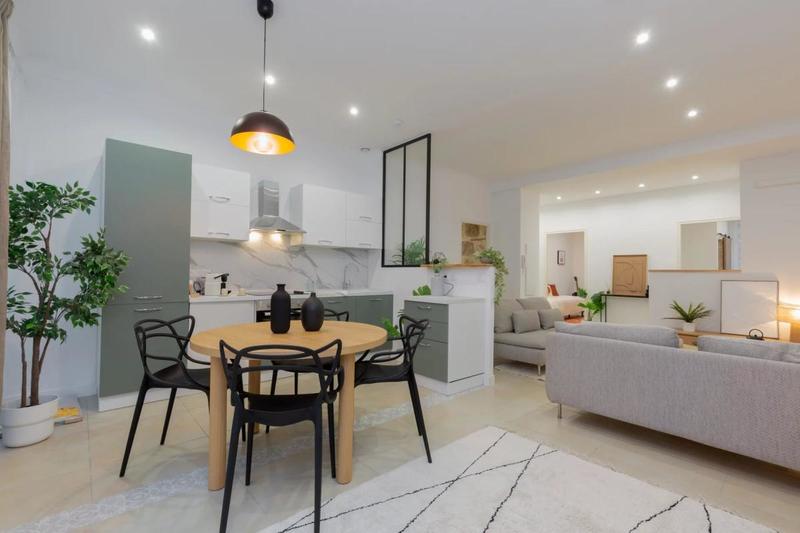 Appartement - 79 m² - 4 pièces