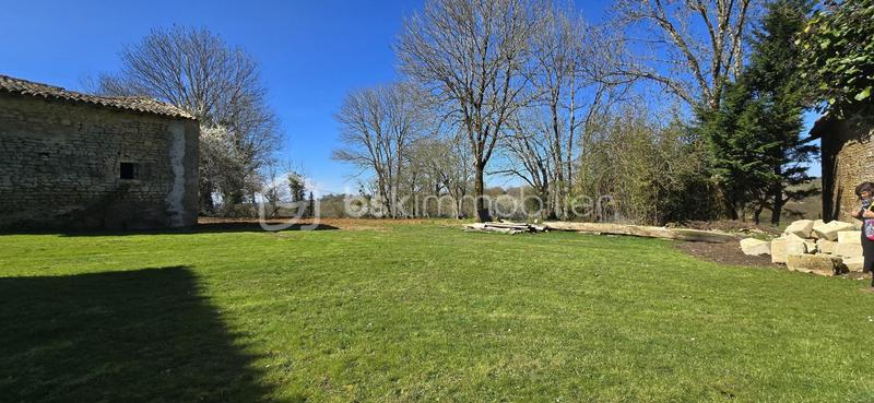 Demeure - 268 m² - 8 pièces