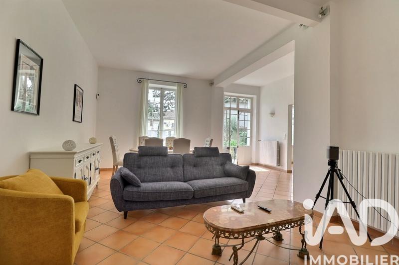 Maison - 180 m² - 7 pièces