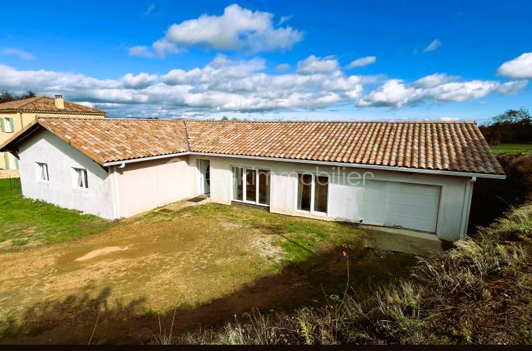 Maison - 137 m² - 6 pièces