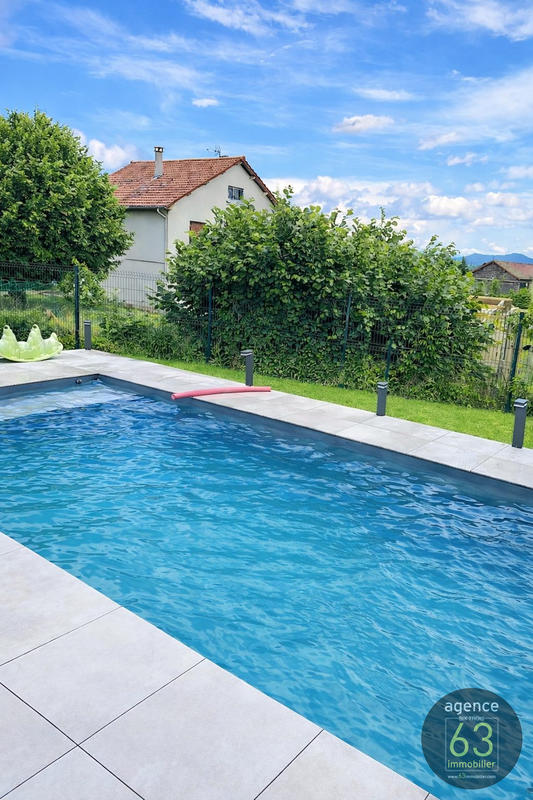 Maison contemporaine - 148 m² - 5 pièces