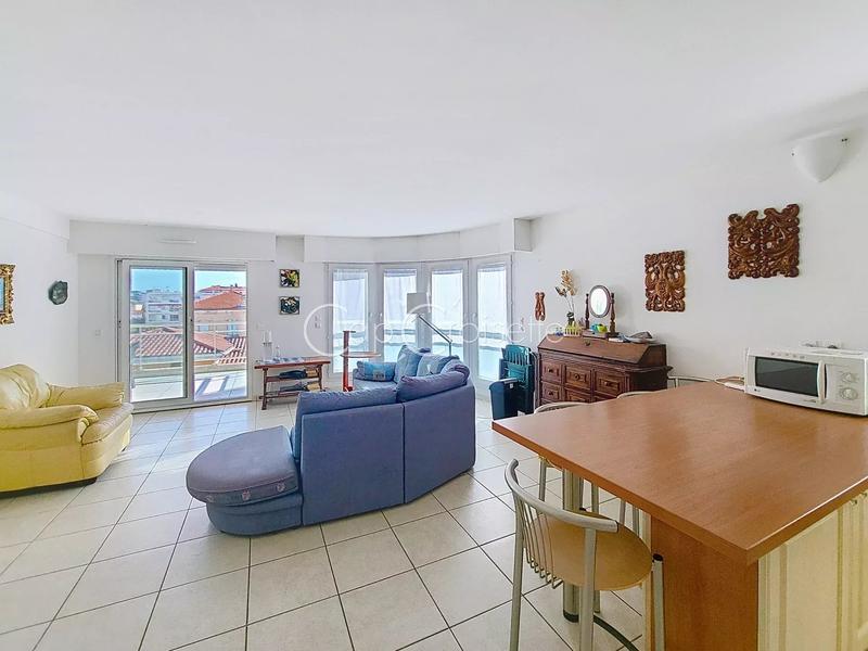 Appartement - 76 m² - 3 pièces