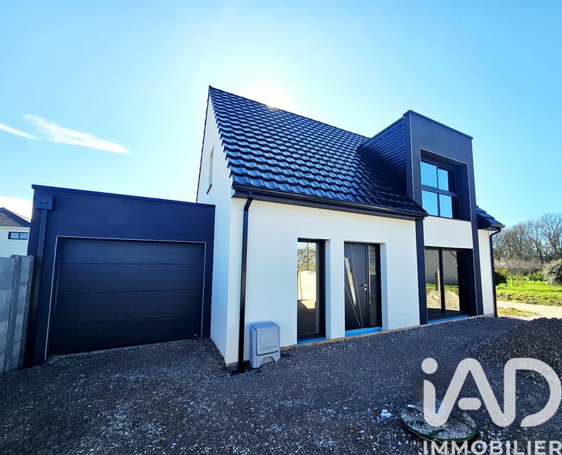 Maison - 107 m² - 4 pièces