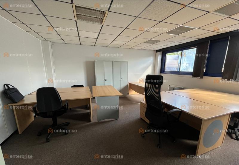 Bureau - 262 m²