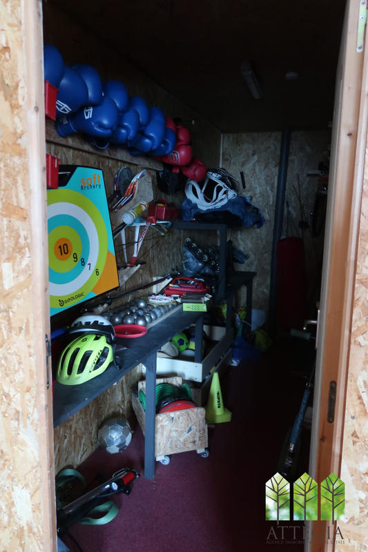 Maison - 966 m² - 20 pièces