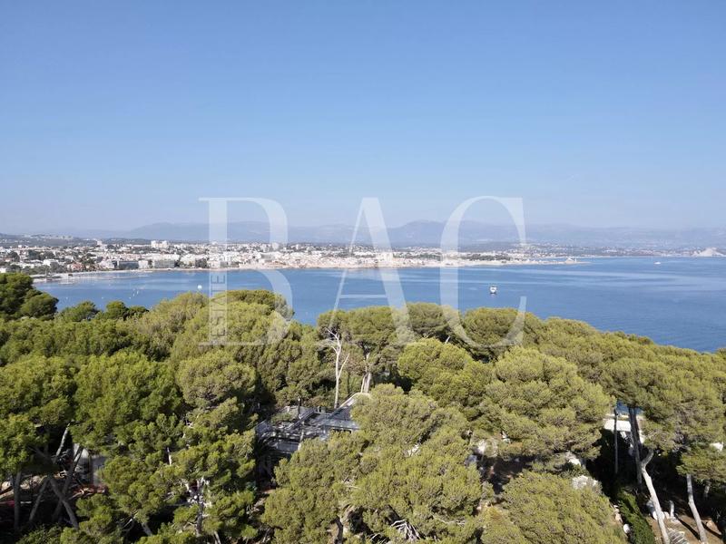 Villa - 250 m² - 7 pièces