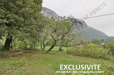 Maison - 225 m² - 9 pièces