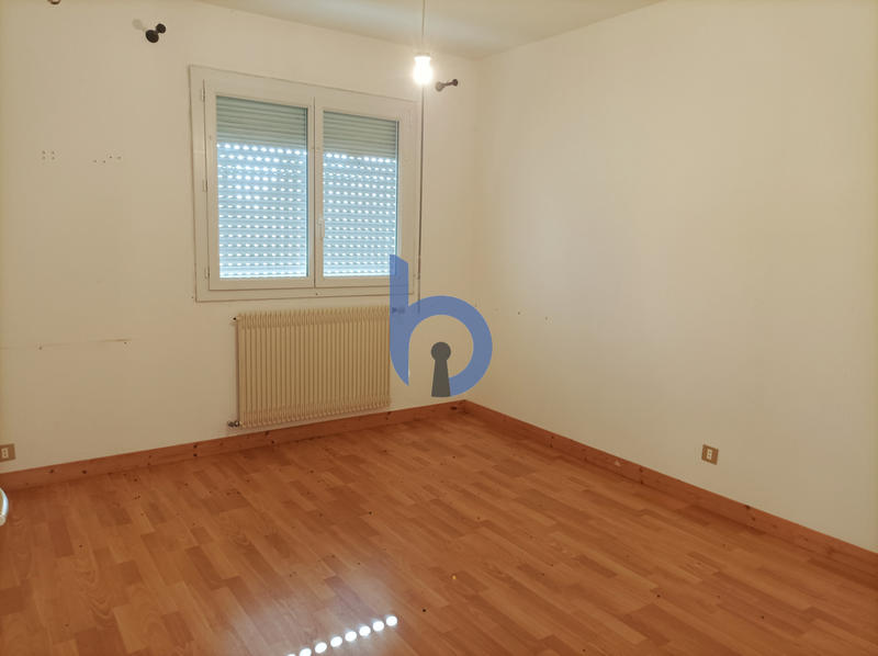 Maison - 187 m² - 8 pièces