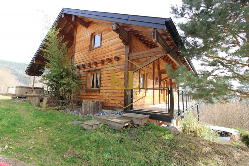 Châlet - 159 m² - 6 pièces