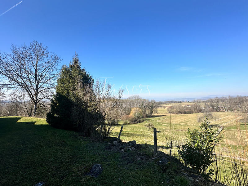 Maison - 500 m² - 6 pièces