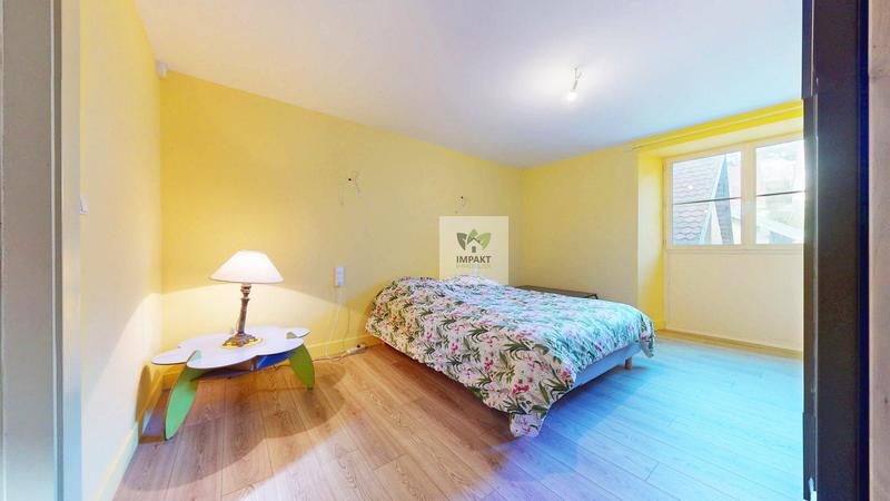 Maison - 174 m² - 9 pièces