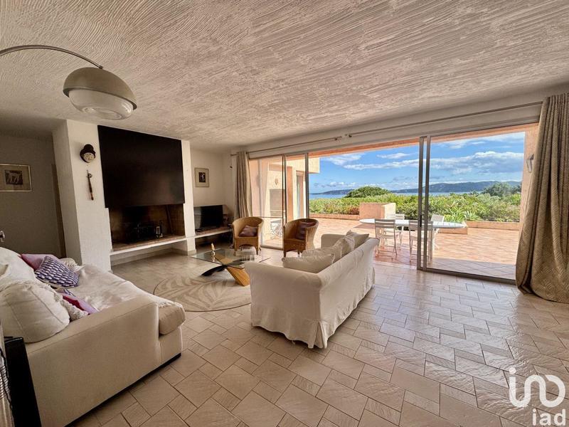 Maison - 136 m² - 4 pièces