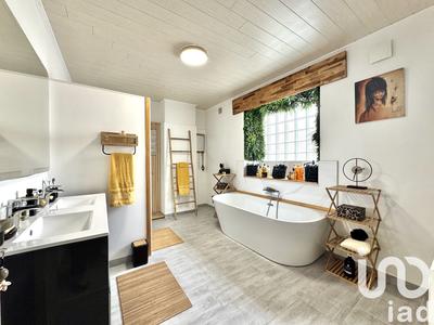 Maison de ville - 104 m² - 4 pièces