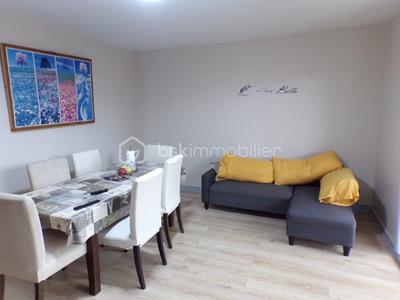 Appartement - 82 m² - 4 pièces