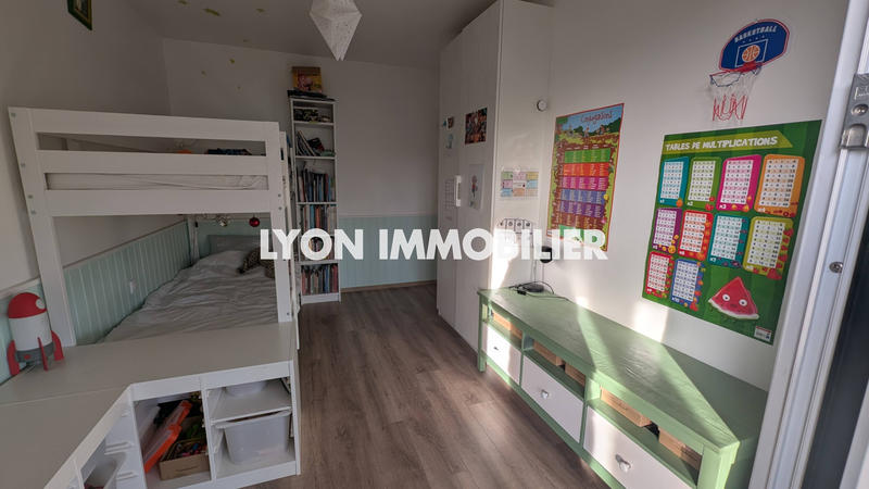 Maison - 105 m² - 5 pièces