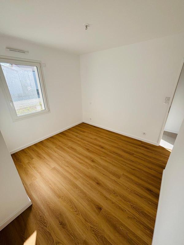 Maison - 92 m² - 5 pièces