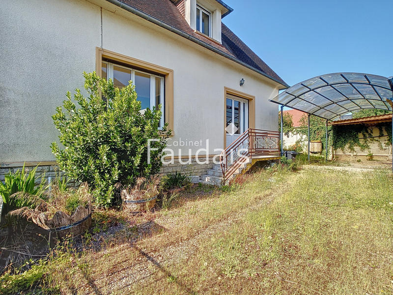 Maison - 178 m² - 9 pièces