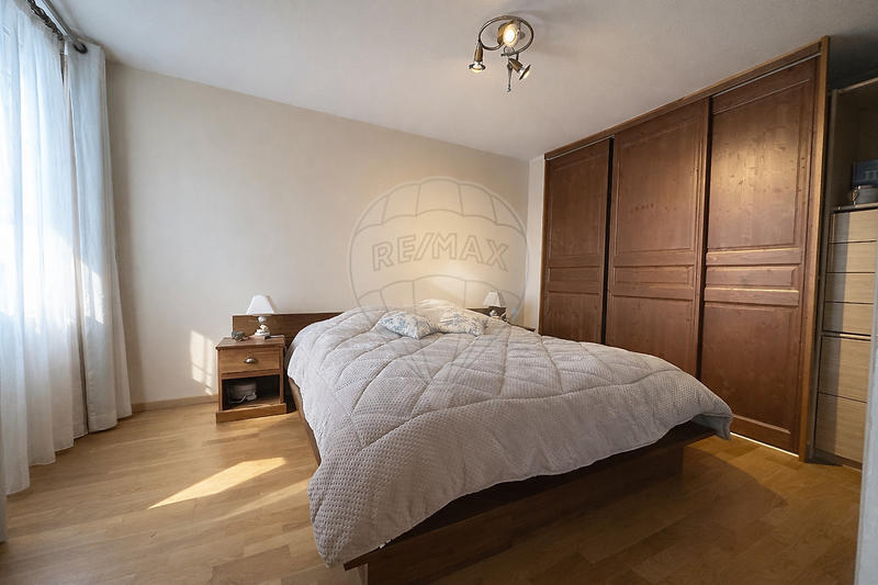 Maison - 132 m² - 9 pièces