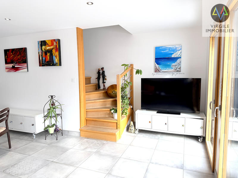 Triplex - 75 m² - 4 pièces