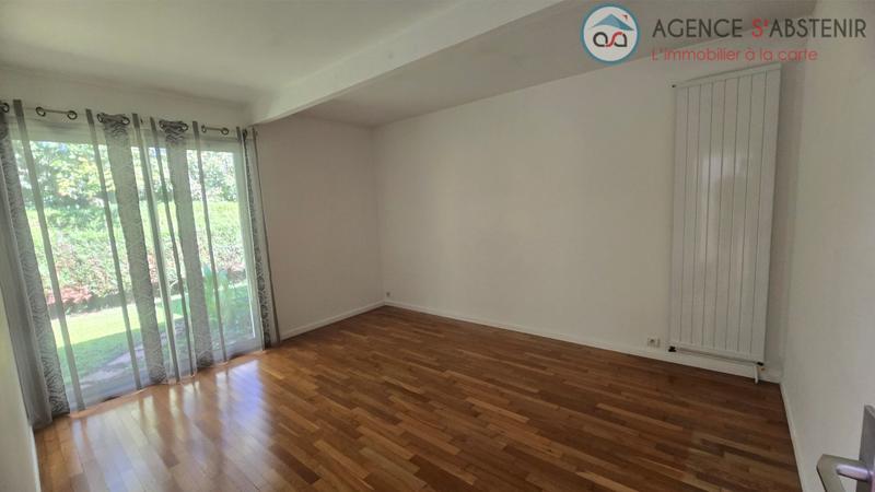 Maison - 252 m² - 7 pièces