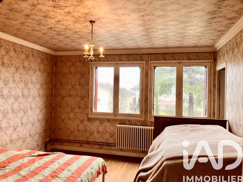 Maison - 181 m² - 8 pièces