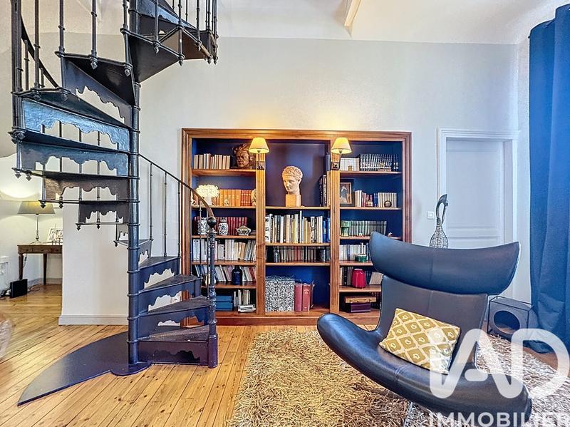 Appartement - 272 m² - 8 pièces