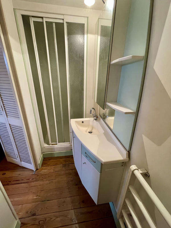 Maison - 250 m² - 11 pièces