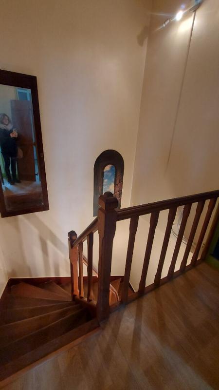 Maison - 299 m² - 11 pièces