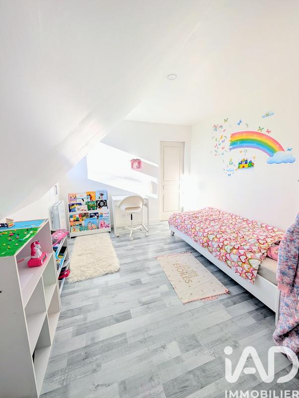 Maison - 141 m² - 8 pièces