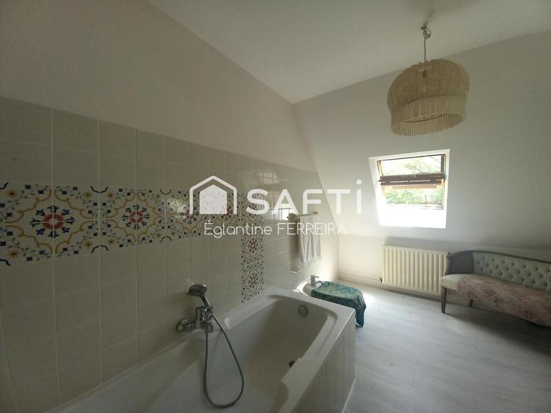 Propriété - 451 m² - 12 pièces