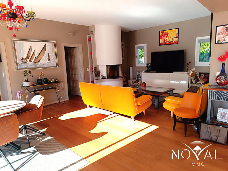 Maison ancienne - 203 m² - 7 pièces