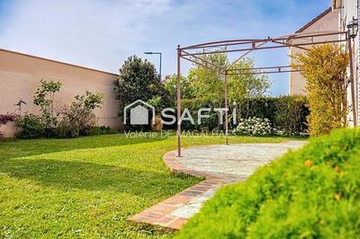 Maison - 152 m² - 7 pièces