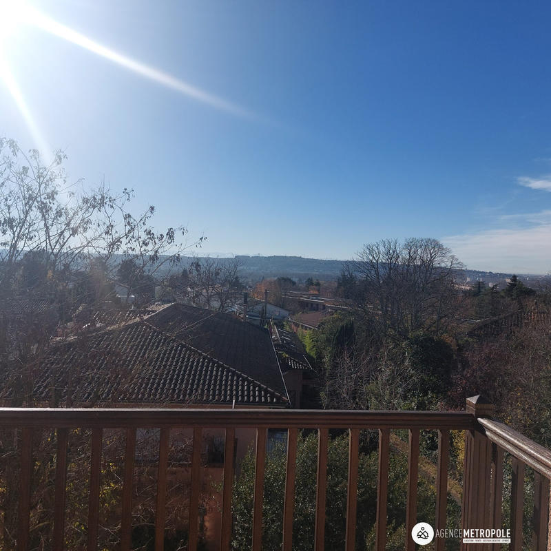 Appartement - 140 m² - 6 pièces