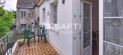 Maison - 93 m² - 6 pièces