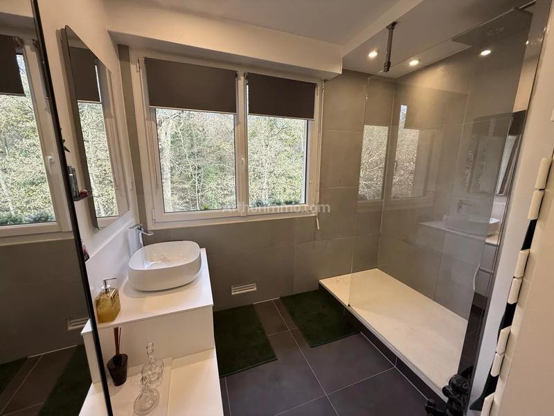 Appartement - 116 m² - 5 pièces