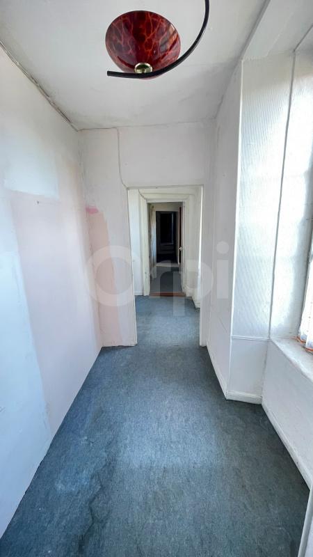 Maison - 182 m² - 6 pièces