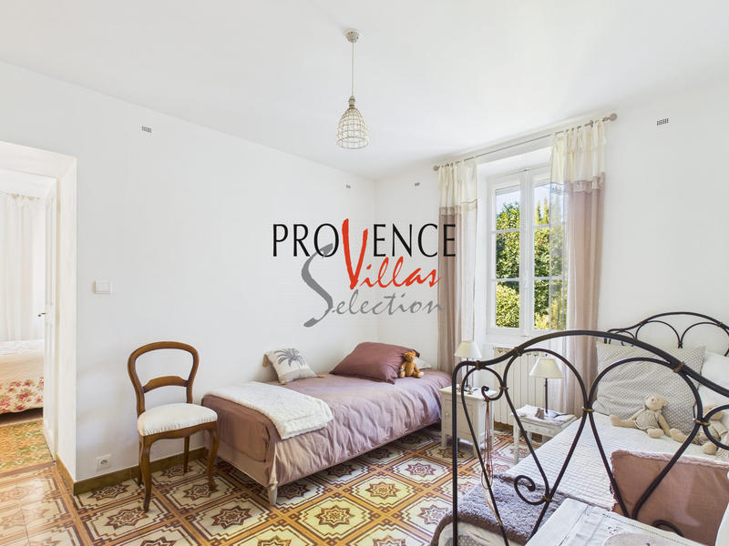 Maison - 165 m² - 7 pièces