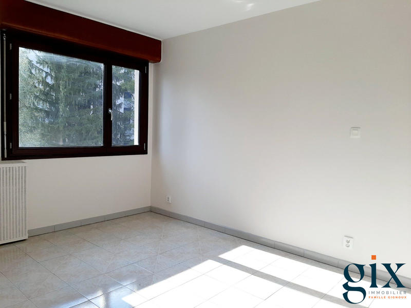 Appartement - 81 m² - 4 pièces