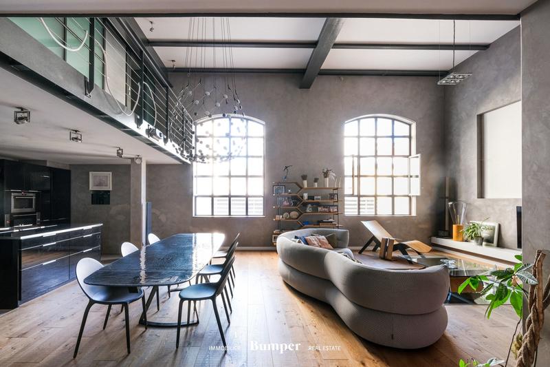 Appartement - 190 m² - 5 pièces