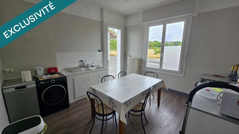 Maison - 210 m² - 18 pièces
