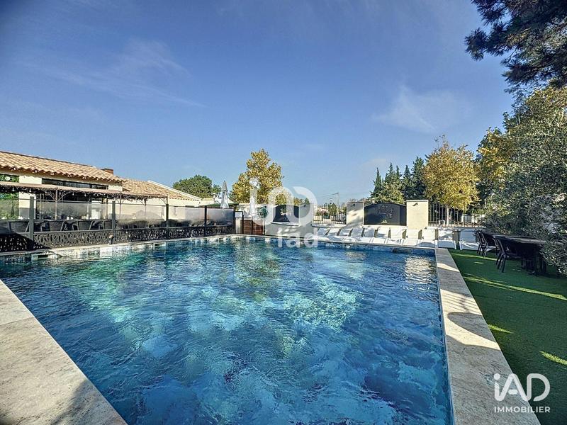 Local commercial - 114 m²