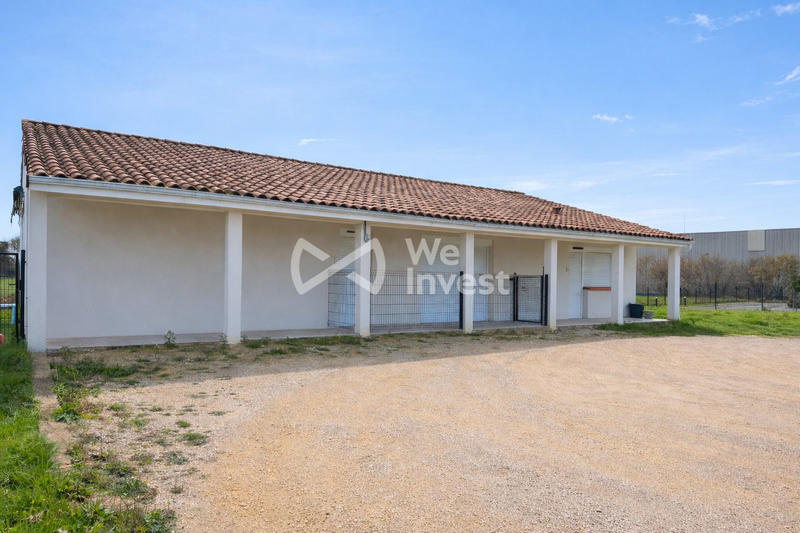 Local commercial - 153 m² - 7 pièces