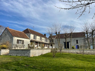 Maison - 165 m² - 6 pièces